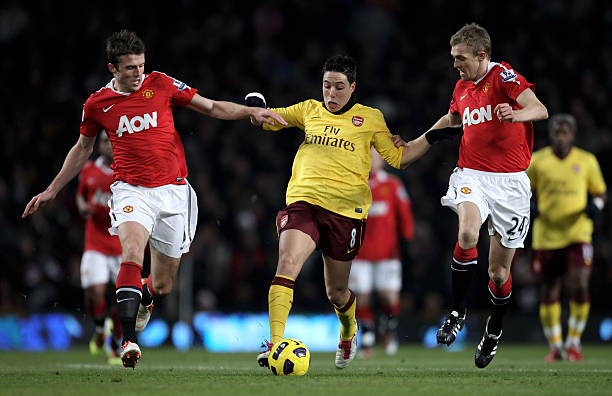 发布会上揭 发布会上揭