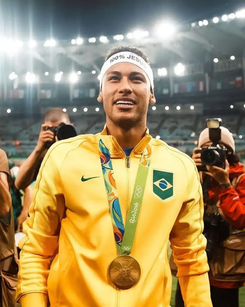 这些差距亟 这些差距亟